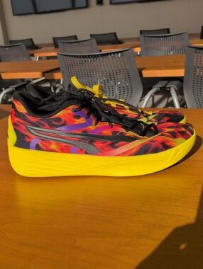 Puma Men's 13.5 Stewie 2 Fire Yellow Midsole Flame-Print Wmns 15
